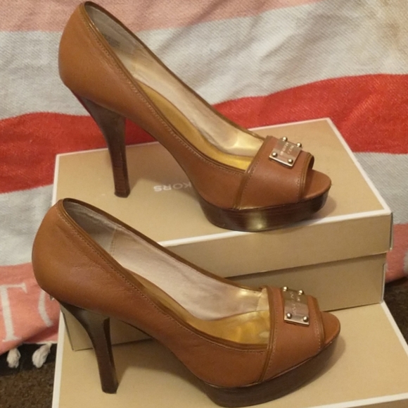 MICHAEL Michael Kors Shoes - MICHAEL Michael Kors Embossed Classic Platform Leather High Heels Open Toe Pumps